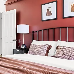 Modern Comfort - King Beds - Walk To Sloans Denver
